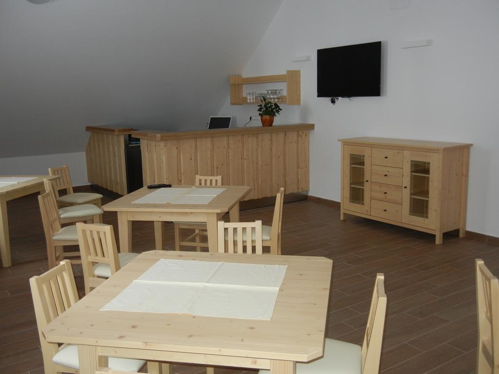 Guesthouse Macesen Spodnja Sorica Esterno foto