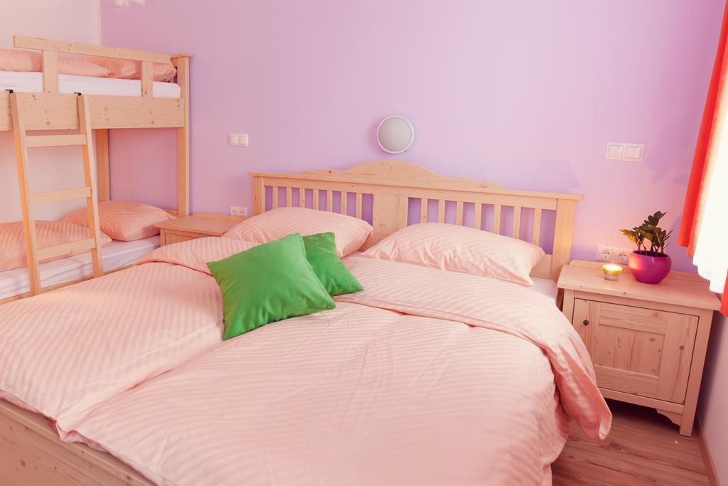 Guesthouse Macesen Spodnja Sorica Camera foto