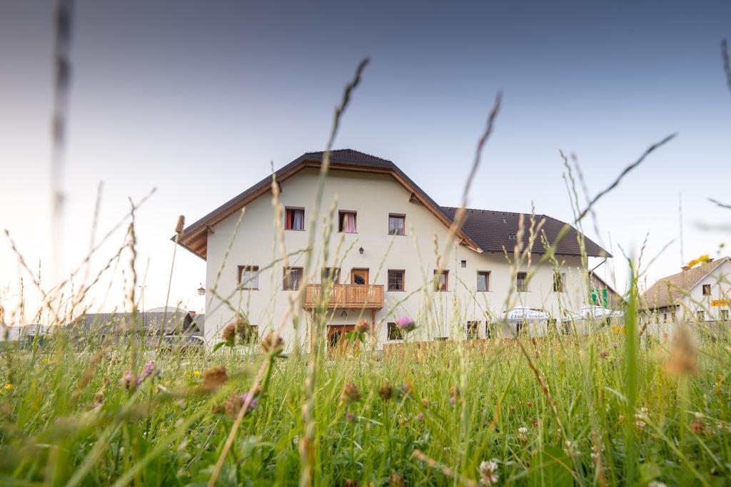 Guesthouse Macesen Spodnja Sorica Esterno foto