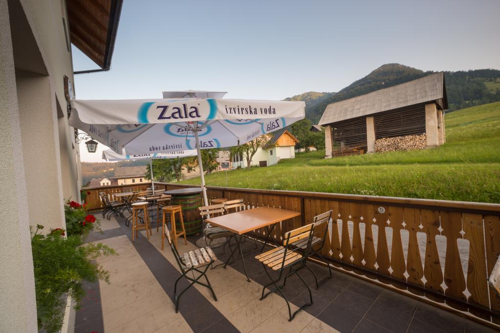 Guesthouse Macesen Spodnja Sorica Esterno foto